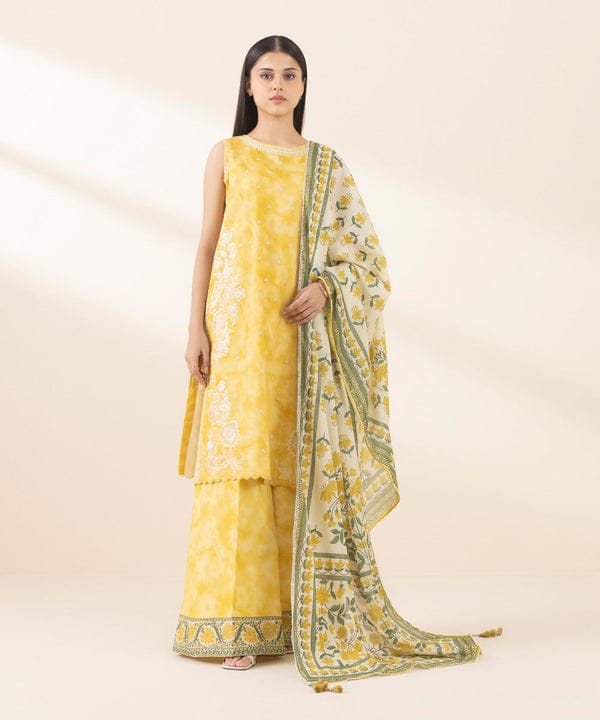 3 Piece Unstitched Embroidered Lawn Suit