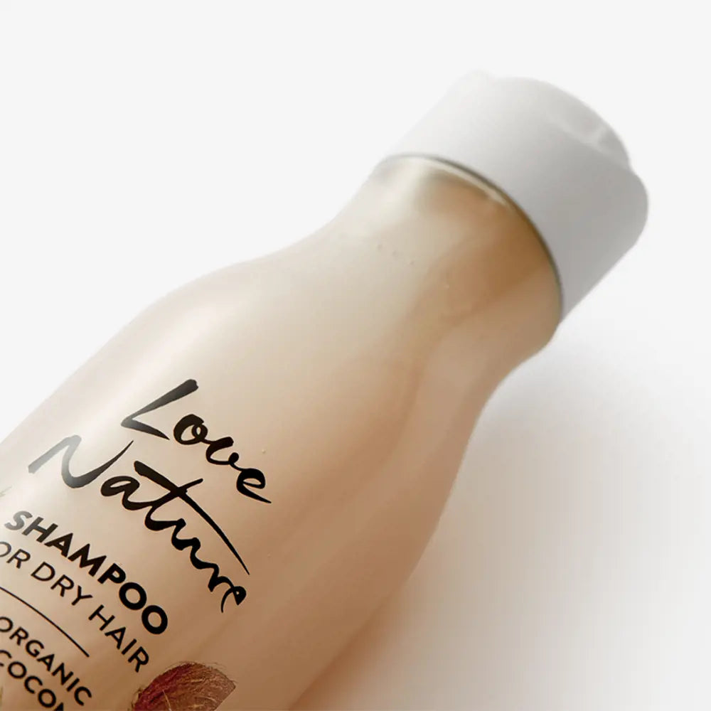 Love Nature Shampoo For Dry Hair with Organic Wheat & Coconut