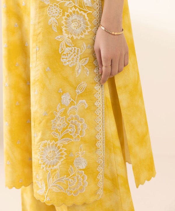 3 Piece Unstitched Embroidered Lawn Suit