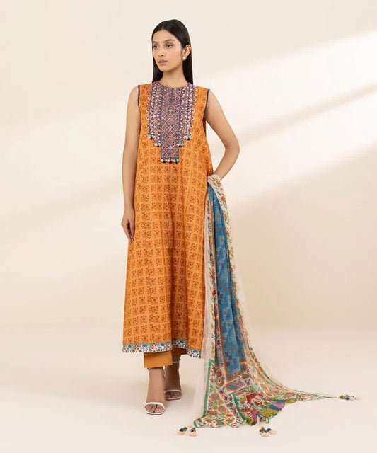 3 Piece Unstitched Embroidered Lawn Suit