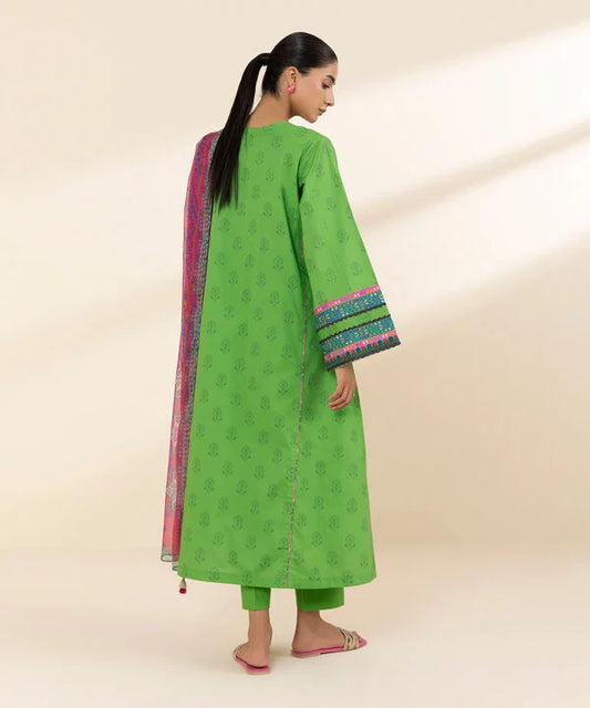3 Piece Unstitched Embroidered Lawn Suit